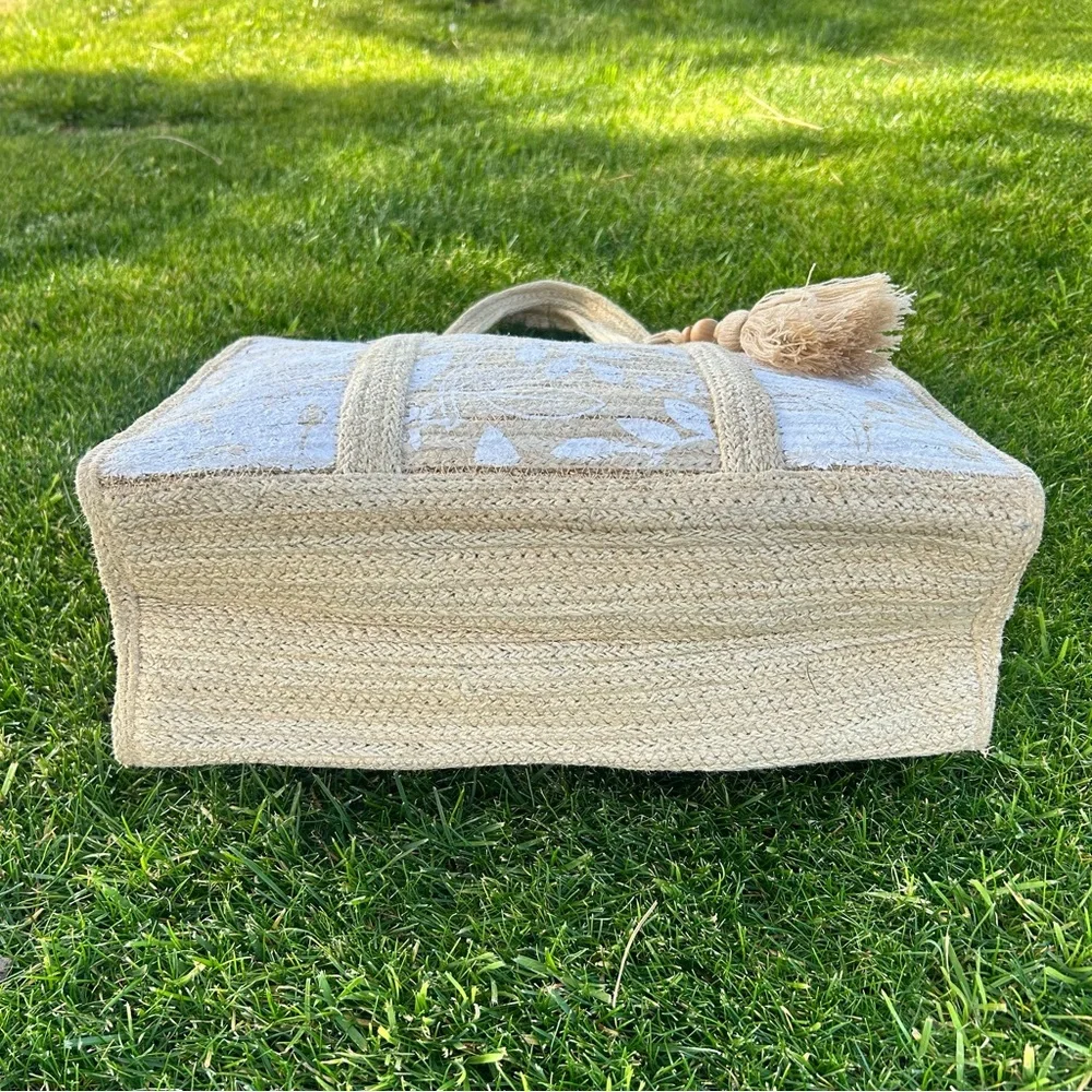 Jute Shoulder Floral Bag Beige NWT - Picture 13 of 16